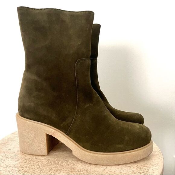 La Canadienne Zeb Suede Bootie in Dark Green Size 10 NWOB - Picture 8 of 13